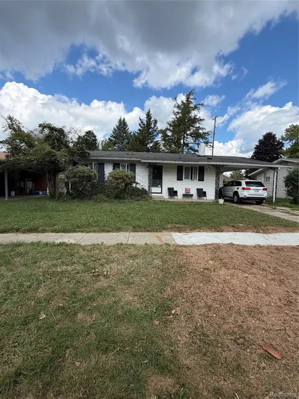 3743 Kent Street, Flint, MI 48503