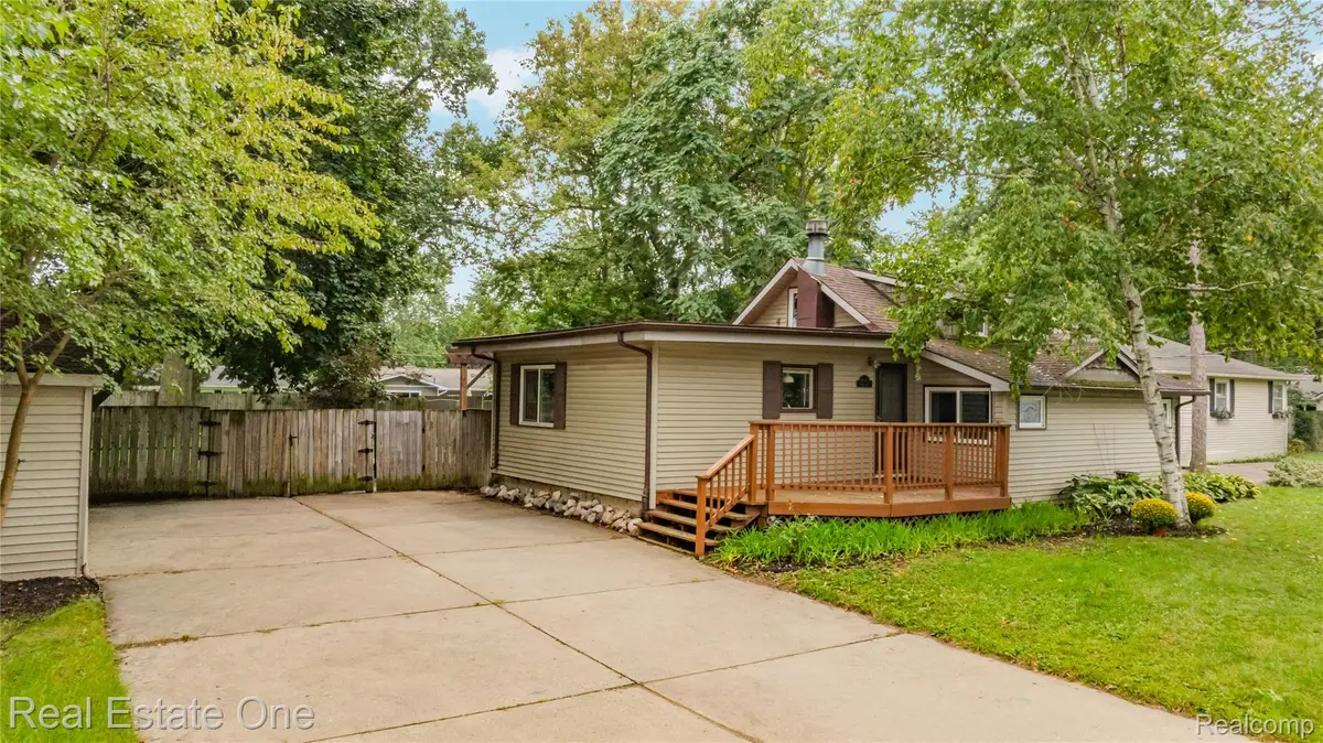 8643 Hibbing Street, Commerce Township, MI 48382 - #1