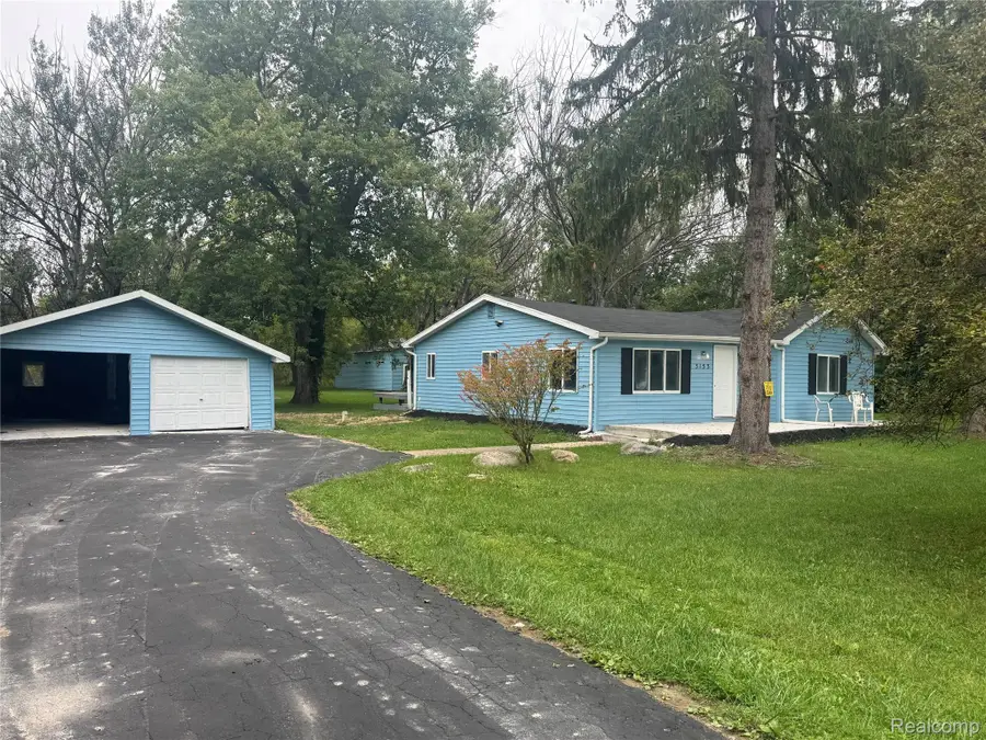 3153 Oleary Road, Flint, MI 48504 - #2