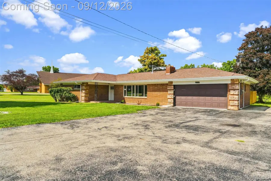 4099 E Atherton Road, Burton, MI 48519 - #2