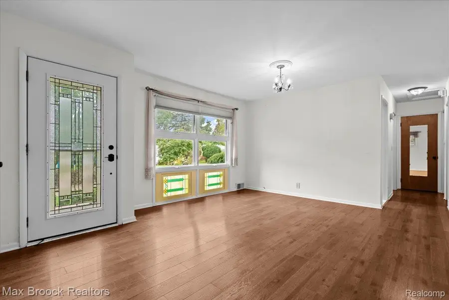 1330 N Oak Street, Rochester, MI 48307 - #2
