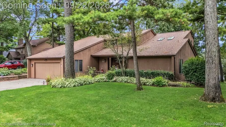 2602 Browning Drive, Lake Orion, MI 48360 - #2