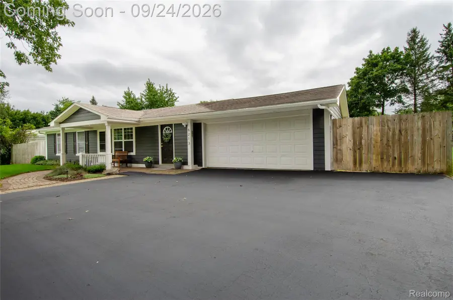 6213 Rowley Boulevard, Waterford, MI 48329 - #2