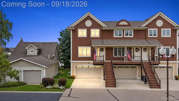 222 S Broadway Street, LakeOrion, MI 48362