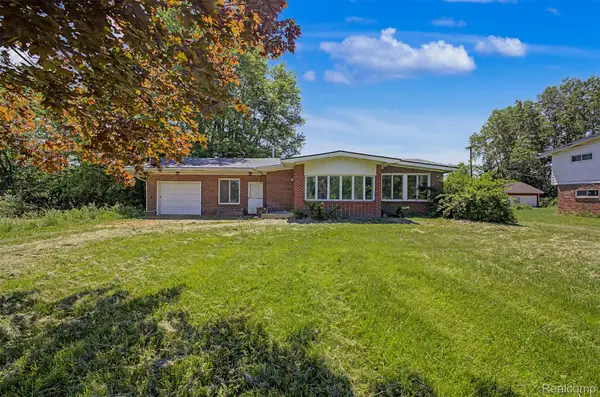 2145 Oakville Waltz Road, Ash, MI 48164