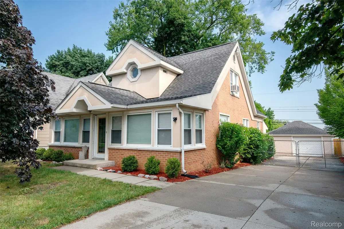 22 Cloverport Avenue, Rochester Hills, MI 48307 - #1