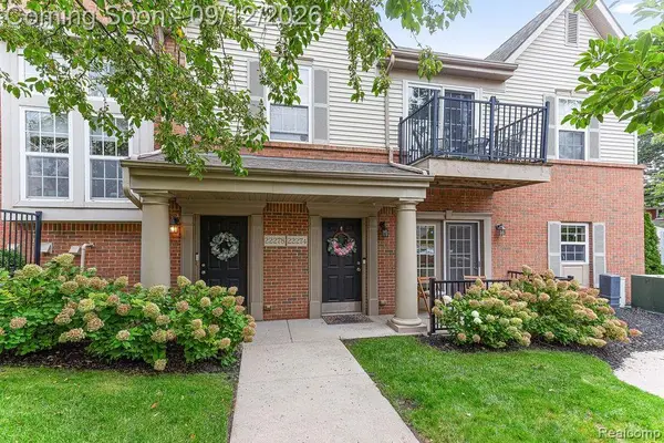 22274 Abbey Lane, Dearborn, MI 48124