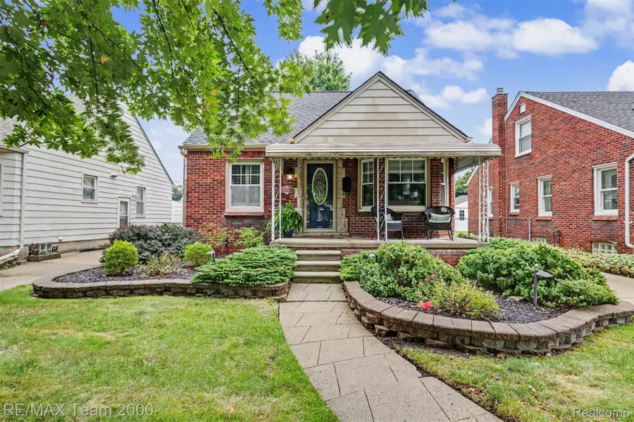 3237 Mckinley Street, Dearborn, MI 48124 - #3