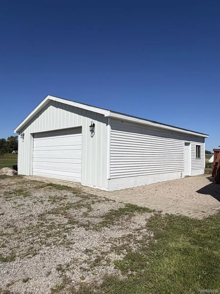 1313 E Murphy Lake Road, Mayville, MI 48744 - #2