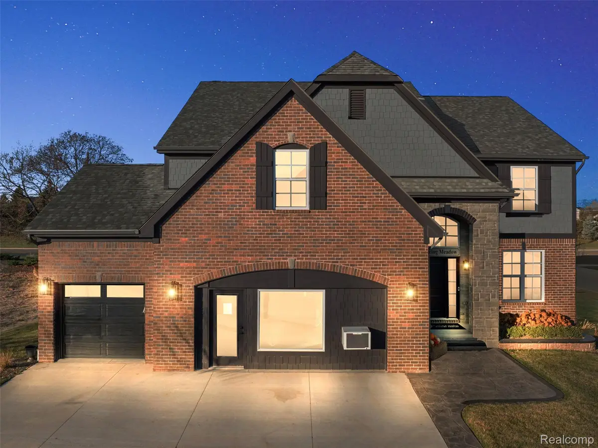4042 Spring Meadows Drive, Sterling Heights, MI 48314 - #1