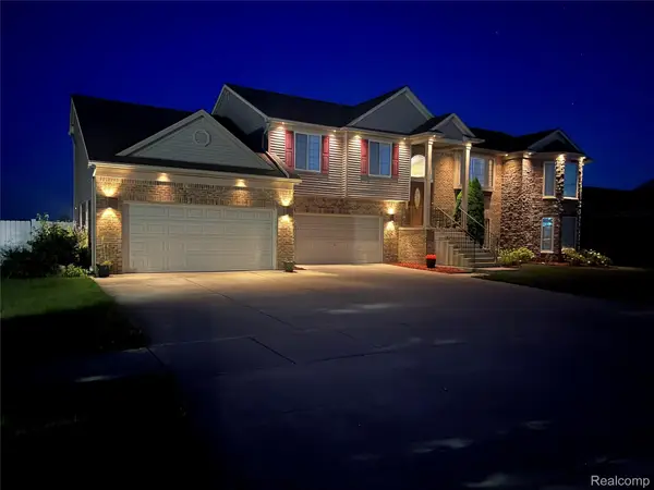 9166 Lantern Way, Newport, MI 48166