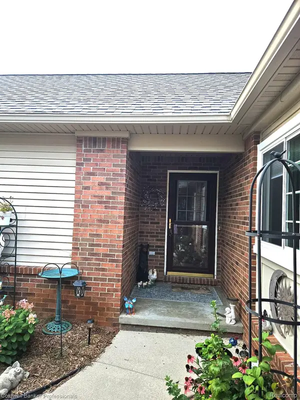 9301 N Sunrise Lane #68, Davison, MI 48423