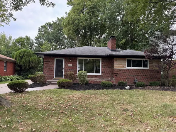 20618 Woodside Street, HarperWoods, MI 48225