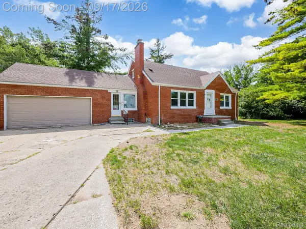 14102 Toepfer Road, Warren, MI 48089