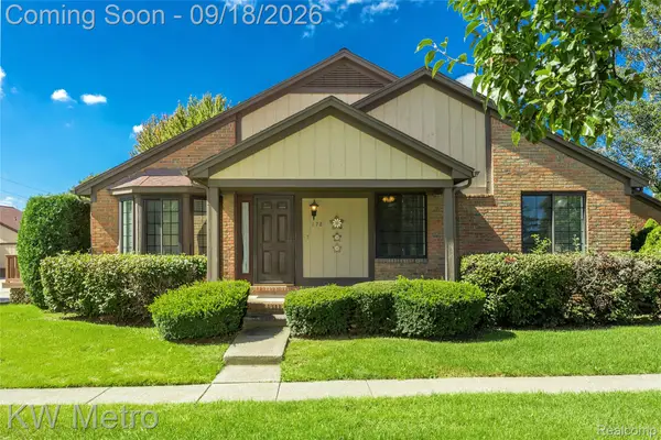 178 Meadow Lane Circle, RochesterHills, MI 48307