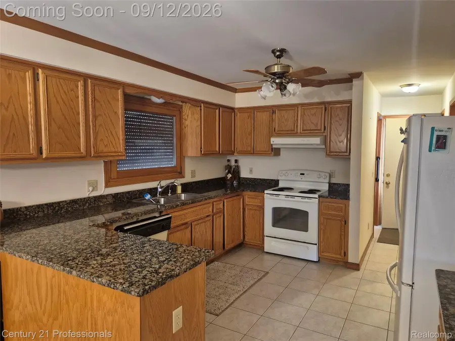 53639 Cranston Drive, Macomb, MI 48042 - #3