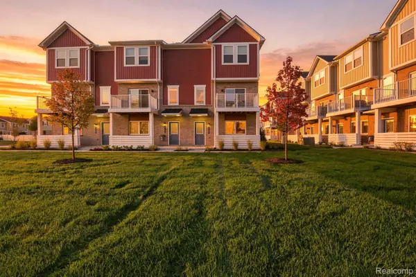 762 Huntley Lane, Troy, MI 48085