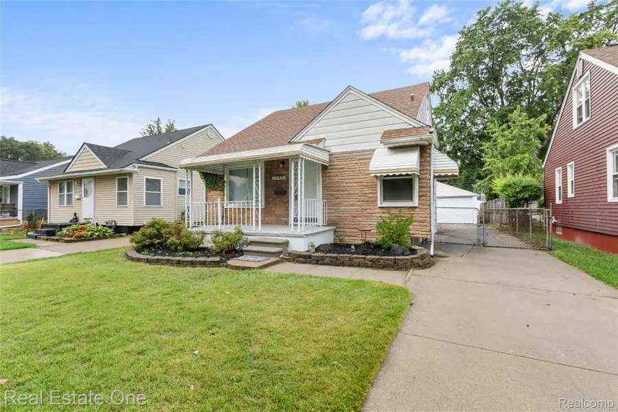 26091 Dartmouth Street, Madison Heights, MI 48071 - #2