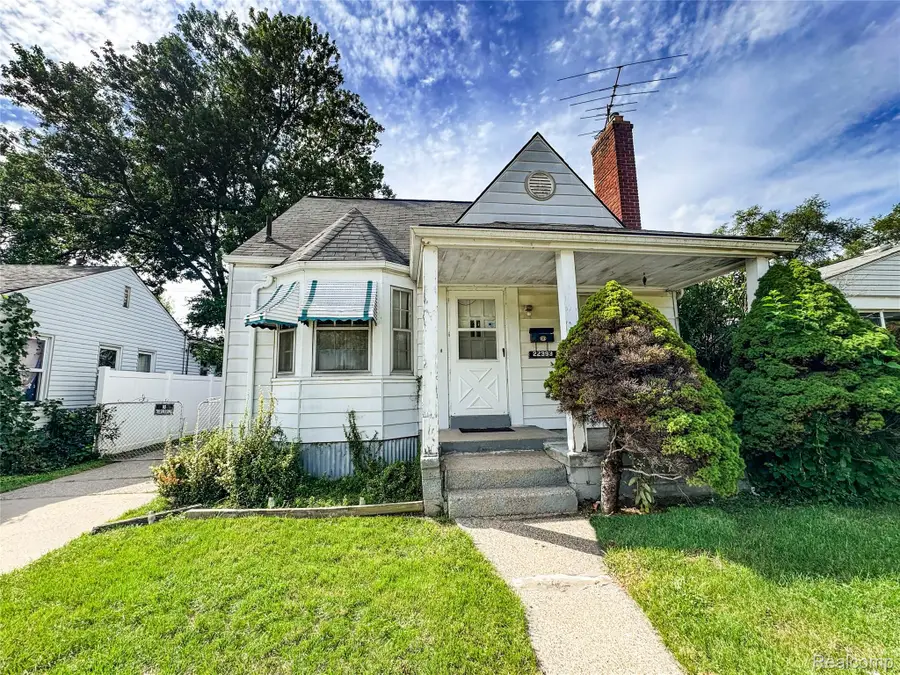 22393 Firwood Avenue, Eastpointe, MI 48021 - #2