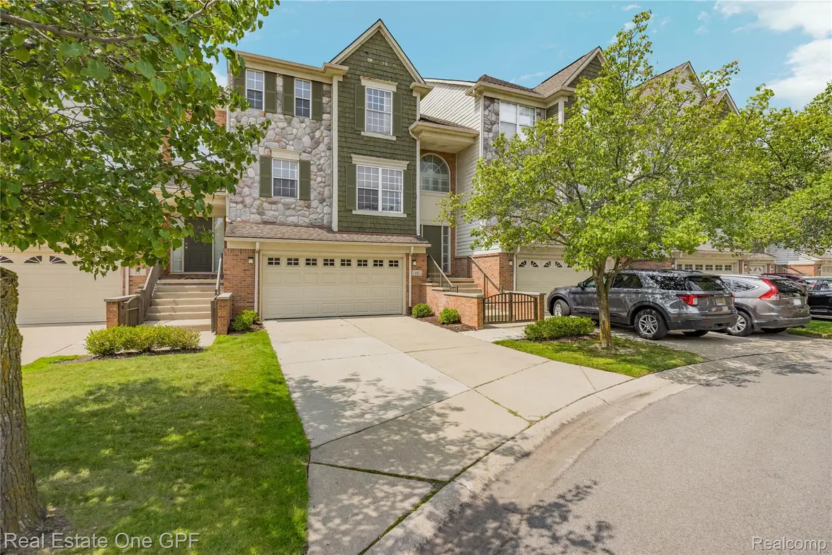 19 Lyons Court #42, Dearborn, MI 48126 - #1
