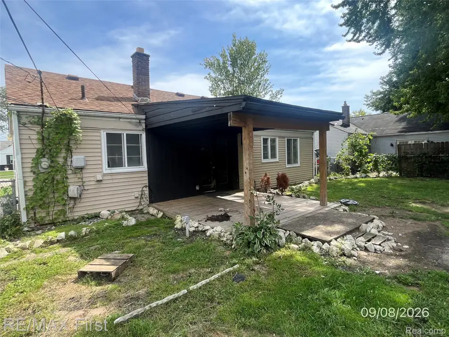 26285 Normandy Street, Roseville, MI 48066 - #2