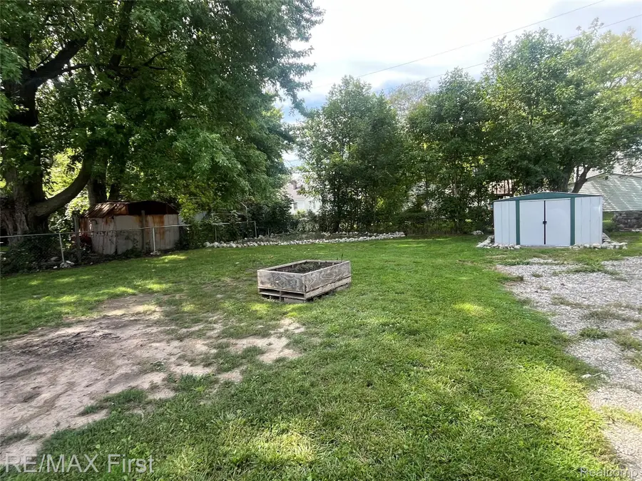 26285 Normandy Street, Roseville, MI 48066 - #3