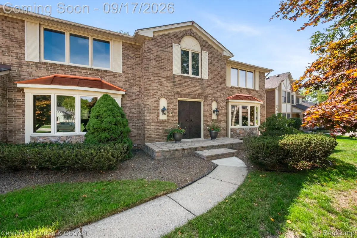 36233 Trenton Court, Farmington Hills, MI 48335 - #1