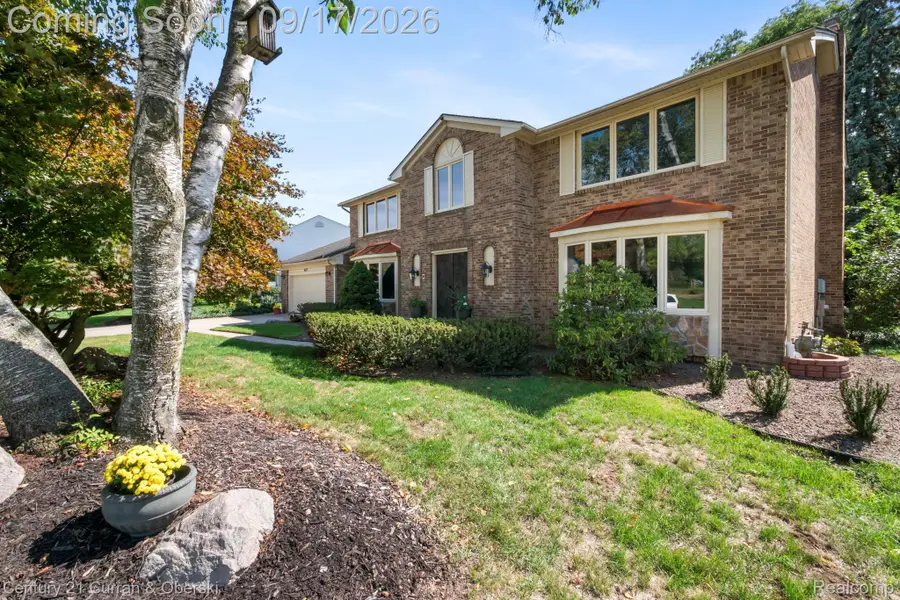 36233 Trenton Court, Farmington Hills, MI 48335 - #3