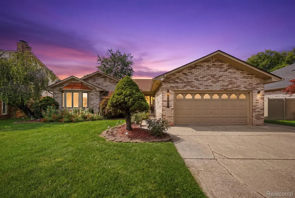 43459 Devin Drive, Clinton, MI 48038 - #1