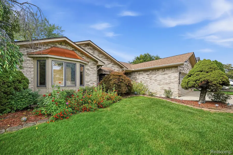 43459 Devin Drive, Clinton, MI 48038 - #3