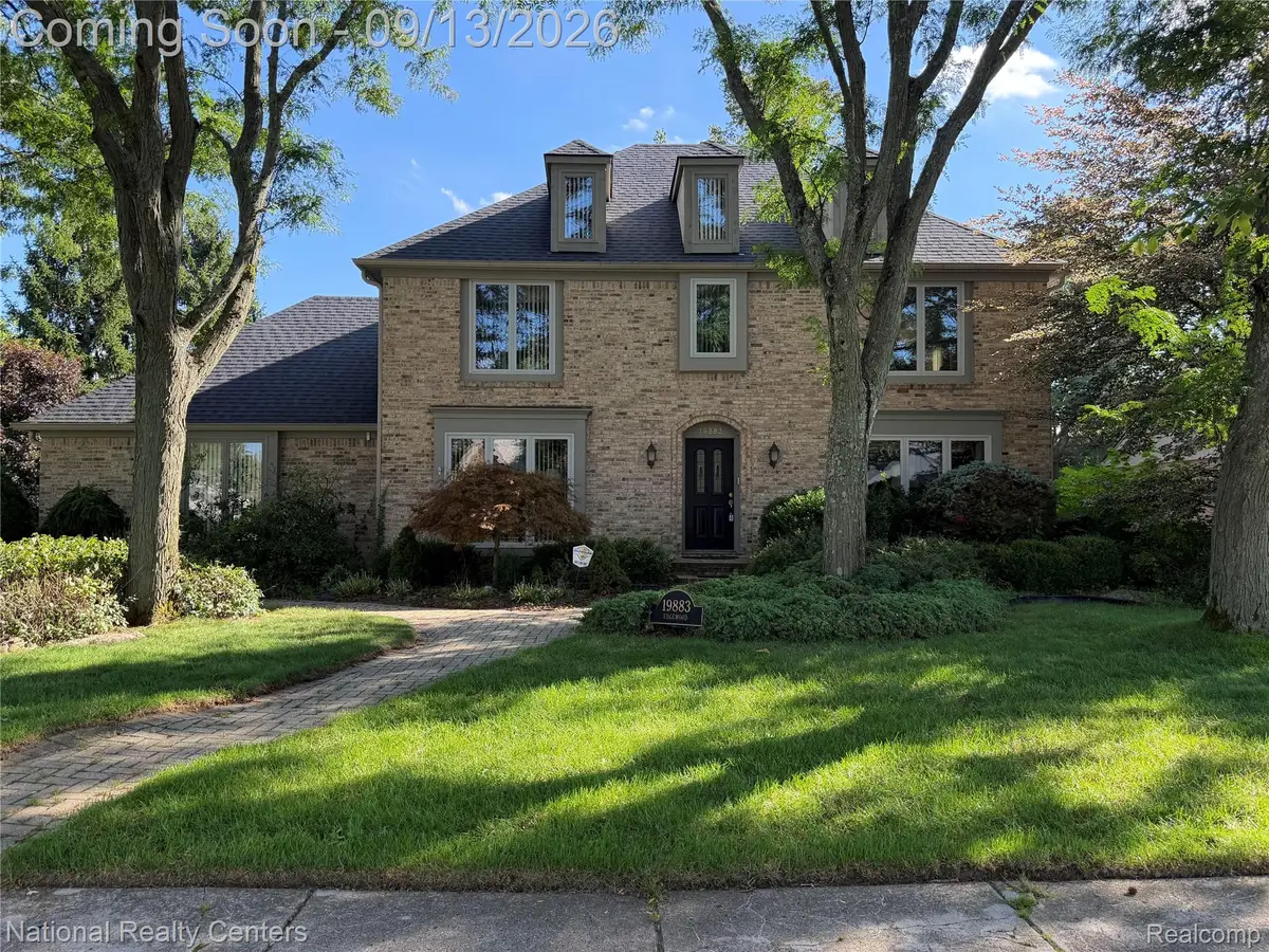 19883 Edgewood Avenue, Livonia, MI 48152 - #1