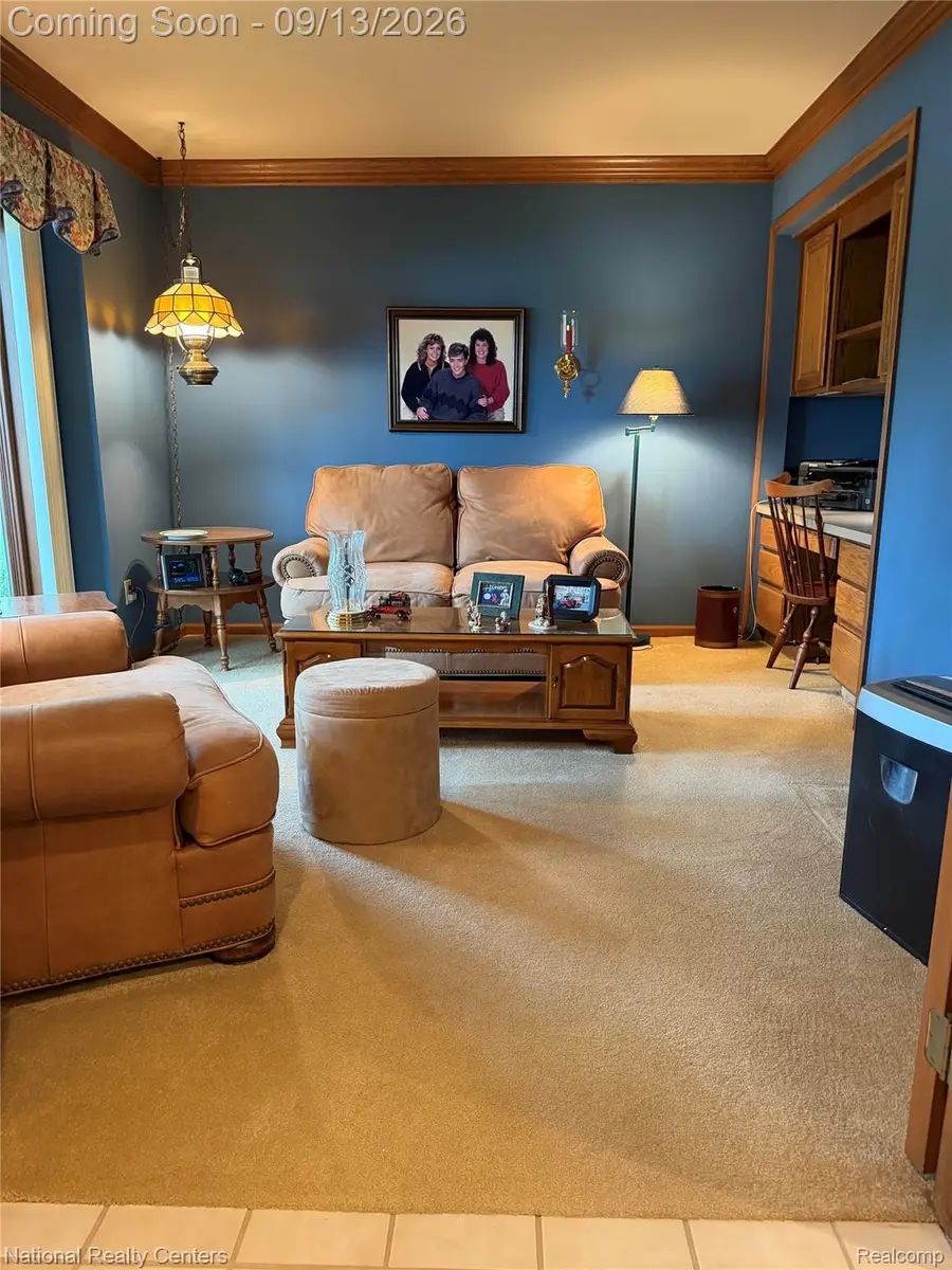 19883 Edgewood Avenue, Livonia, MI 48152 - #3