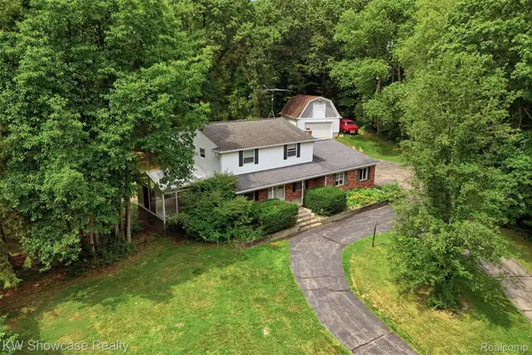 7125 Ridgewood Road, Clarkston, MI 48346
