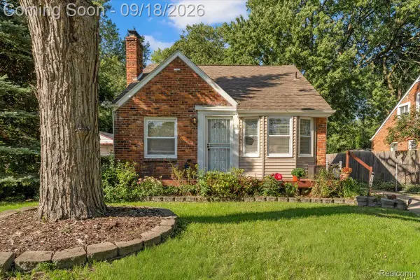 1706 Catalpa Drive, Berkley, MI 48072