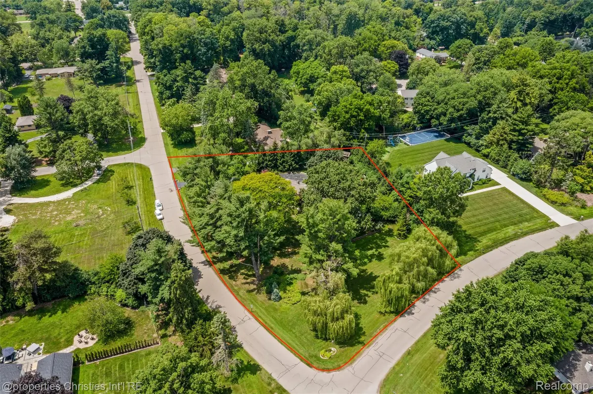 32765 Eastlady Drive, Beverly Hills, MI 48025 - #1