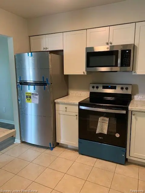 725 Clark Street, Brighton, MI 48116 - #3