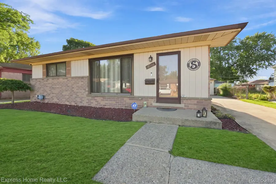 31719 Newport Drive, Warren, MI 48088 - #3