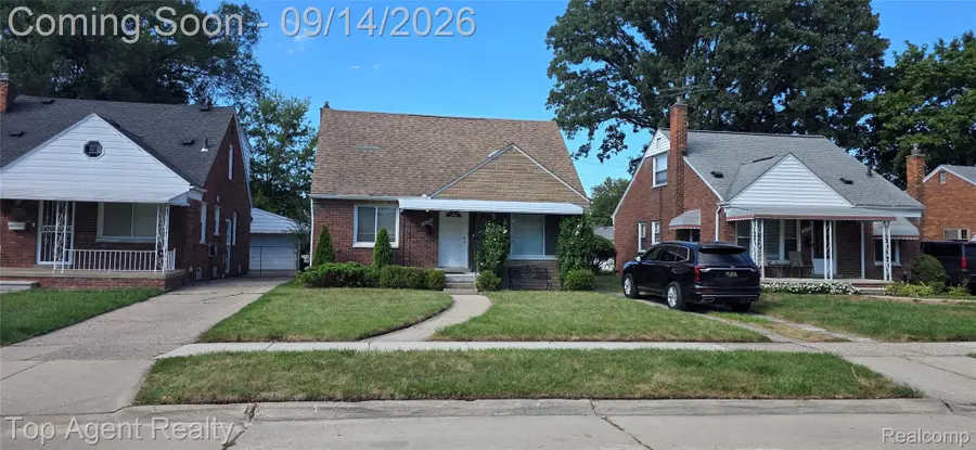 16735 Lincoln Avenue Se, Eastpointe, MI 48021 - #2