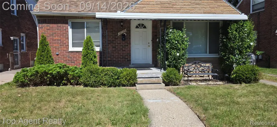 16735 Lincoln Avenue Se, Eastpointe, MI 48021 - #3