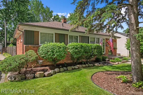 1103 W Webster Road, RoyalOak, MI 48073