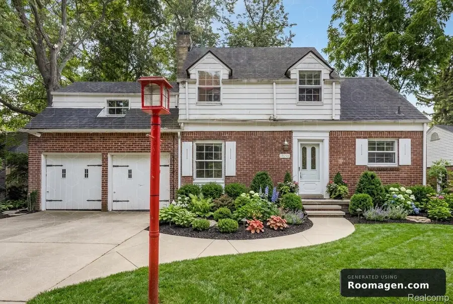 18753 San Diego Boulevard, Lathrup Village, MI 48076 - #2
