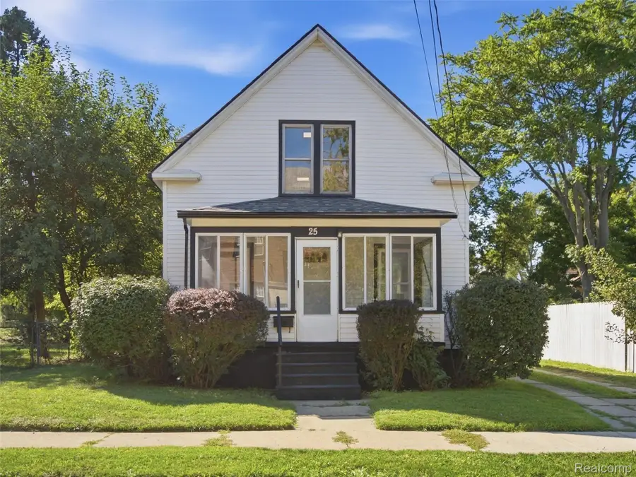 25 Lincoln Street, Pontiac, MI 48341 - #2