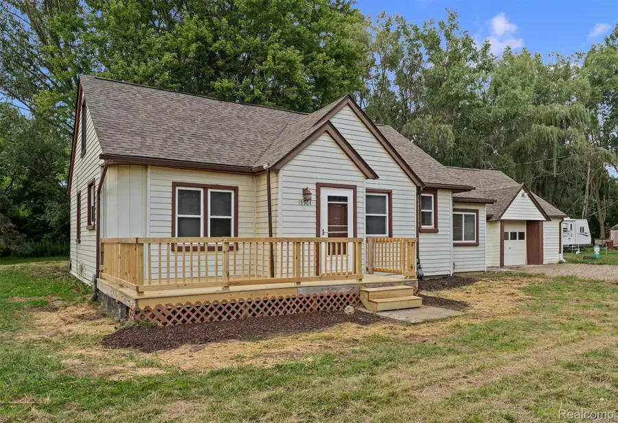 15564 Almont Road, Allenton, MI 48002 - #2