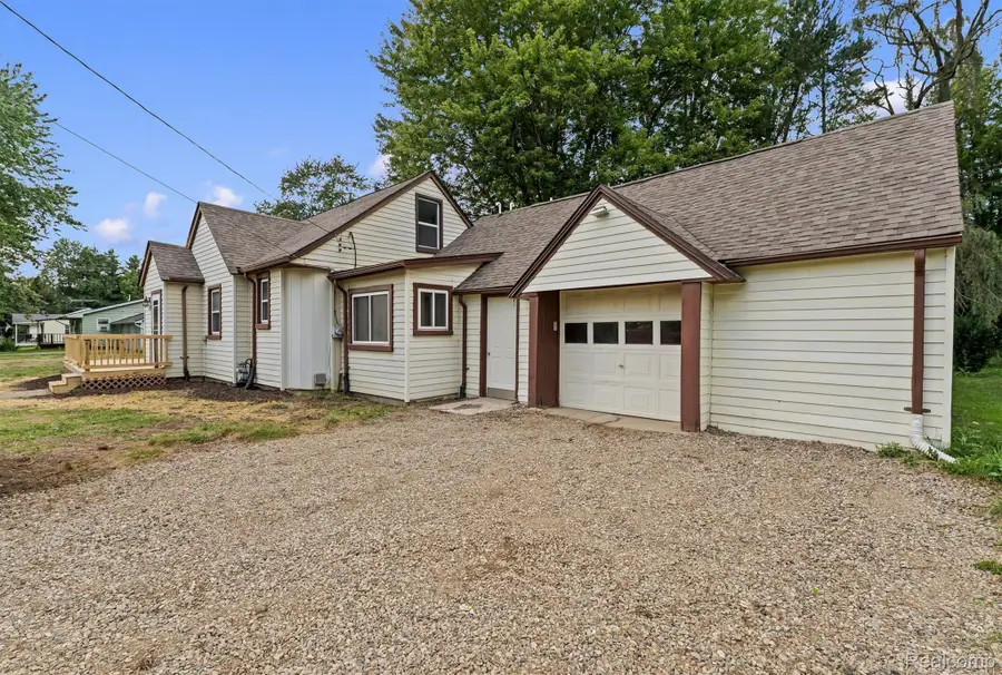 15564 Almont Road, Allenton, MI 48002 - #3