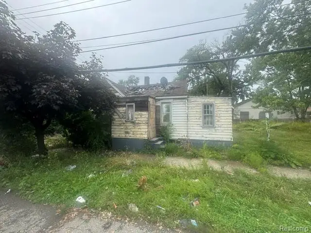 13870 Manning Street, Detroit, MI 48205 - #2