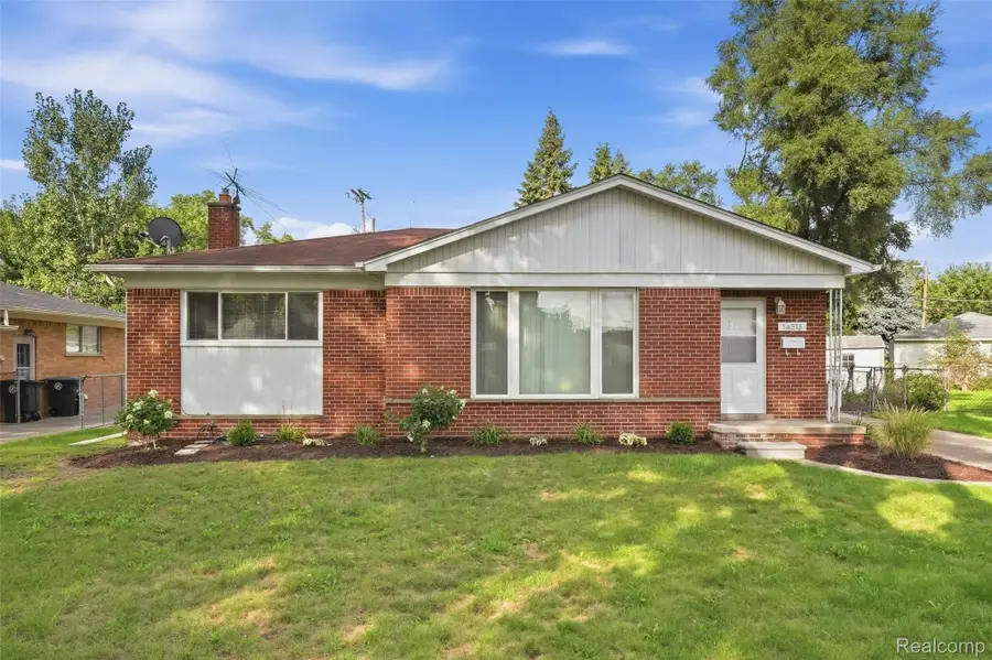 14313 Deering Street, Livonia, MI 48154 - #2