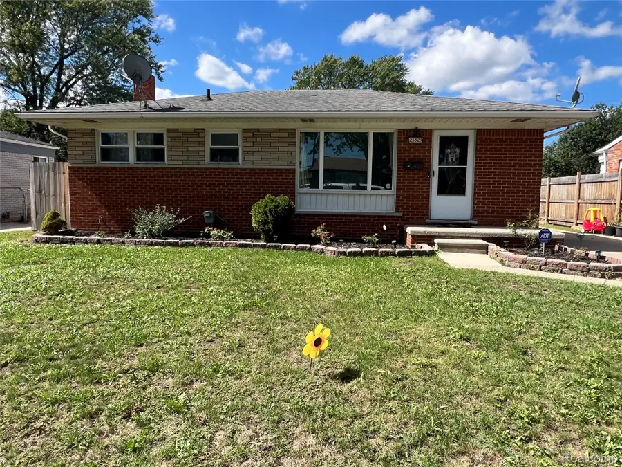 25529 Marilyn Avenue, Warren, MI 48089 - #2