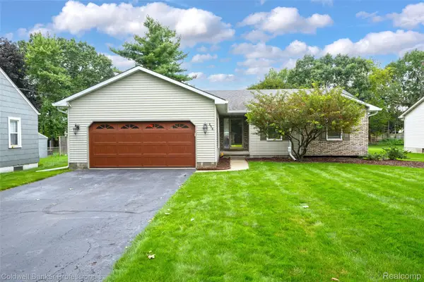 858 Olive Street, Oxford, MI 48371