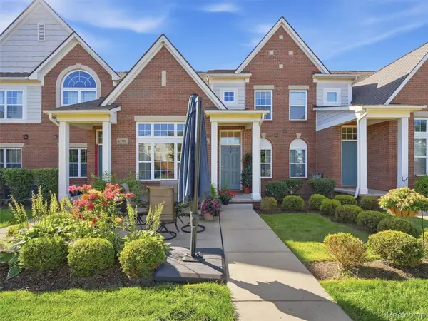 45590 Aragon Lane, Canton, MI 48187