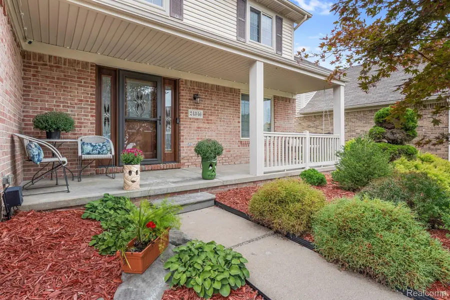 24346 Brentwood Drive, Brownstown, MI 48183 - #2